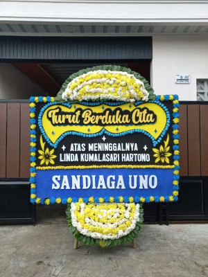 Papan Bunga Duka di Mugirejo